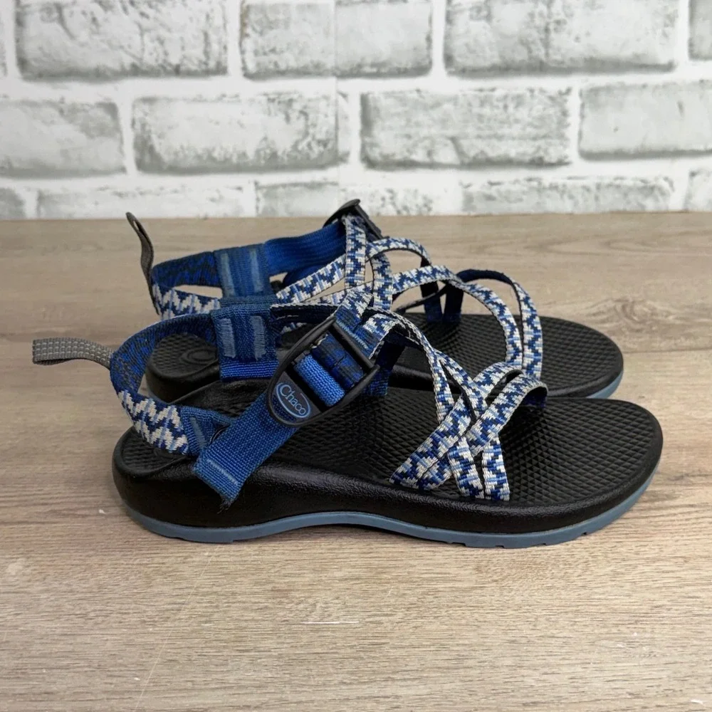 Chaco Z/1 Ecotread Kids Blue Chevron Strappy Hiking Sandals Size 2